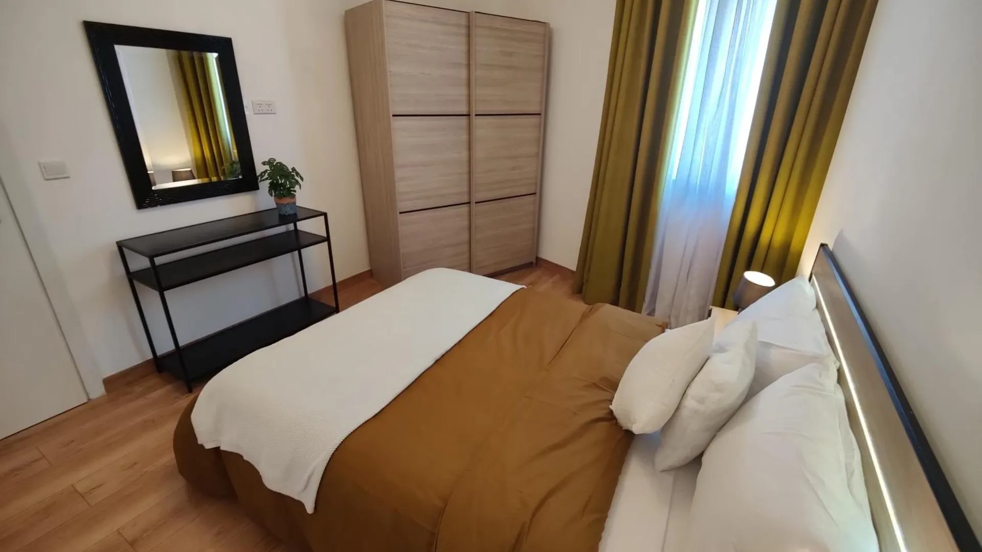 Central Modern Sliema Apartment 6 Malta